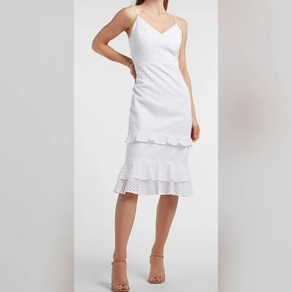 NEW! EXPRESS WHITE EYELET LACE TIERED DRESS SZ M